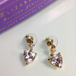 Серьги с кристаллами "Swarovski" в форме сердец от Элизабет Тейлор для "Avon"