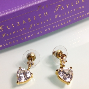Серьги с кристаллами "Swarovski" в форме сердец от Элизабет Тейлор для "Avon"