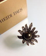 Кольцо от ''Heidi Daus'' с жемчужиной, размер 7 USA