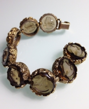 Винтажный браслет от "Goldette" с камеями (Intaglio) в стекле цвета дымчатого топаза
