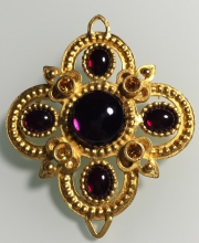 Винтажная брошь от ''Dauplaise'' в форме креста в византийском стиле с кабошонами и кристаллами