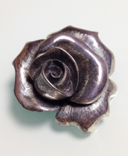 Винтажная брошь от ''Tortolani'' в форме розы