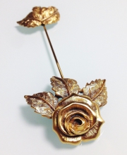 Винтажная брошь-булавка от ''Tortolani'' в форме розы