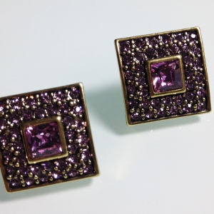 Cерьги от "Heidi Daus" с кристаллами Swarovski нежно-аметистового цвета