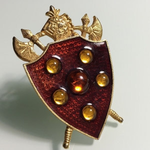 Винтажная брошь от "Florenza" в форме гербового щита