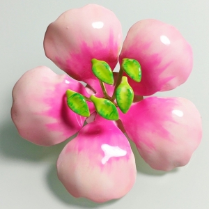 Винтажная брошь цветок "Original by Robert" в форме цветка розового цвета