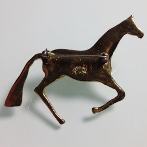 Винтажная брошь от "Anne Dick" в форме лошади