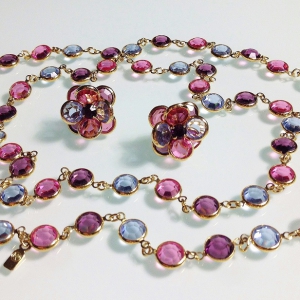 Винтажные гвоздики от "Swarovski" с австрийскими кристаллами Bezel пурпурного, розового и нежно-голубого цвета