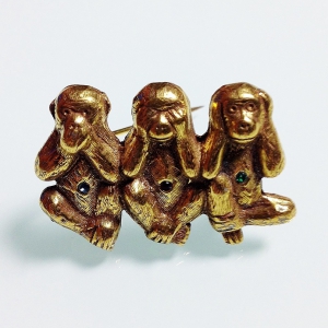 Винтажная брошь от "Jeanne" с тремя обезьянками