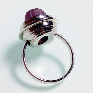 Винтажное кольцо от "Whiting & Davis" с камеей