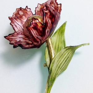 Брошь от "Cilea Paris" в форме тюльпана