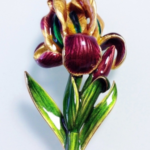 Коллекционная брошь "Museum of Fine Arts" в форме цветка ириса