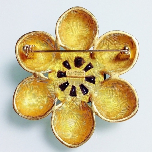 Винтажная брошь от Ann Taylor в форме цветка с вставками в стиле Gripoix