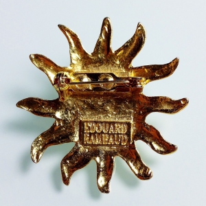 Винтажная брошь от Edouard Rambaud в форме солнца