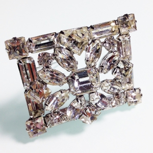 Винтажная брошь от Weiss в стиле Art Deco с австрийскими кристаллами