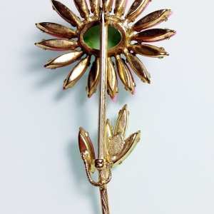 Винтажная брошь от Schreiner в форме цветка