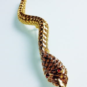 Винтажная брошь в виде змеи с кристаллами Swarovski