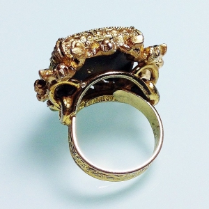Винтажное кольцо от Florenza с кристаллами изумрудного цвета