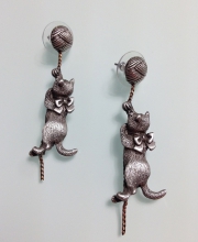 Cерьги-гвоздики с котятами от ''Jonette Jewelry Co''