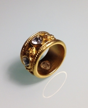 Кольцо "Love Bloom Collection" от Элизабет Тейлор для "Avon" размер 7 USA