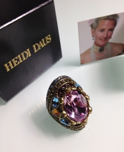 Кольцо от ''Heidi Daus'' с кристаллом нежно-аметистового цвета, размер 8 USA