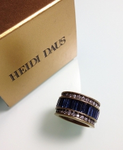 Кольцо от "Heidi Daus" синего цвета, размер 6 USA