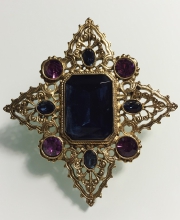 Винтажная брошь от ''1928 Jewelry'' в форме креста с австрийскими кристаллами