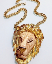 Коллекционная подвеска на цепочке от Luca Razza в форме головы льва