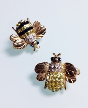 Винтажные броши от "Carolee" в форме пчёлок с кабошонами и кристаллами Swarovski