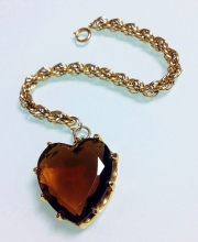 Винтажный чарм-браслет с чармом в форме сердца
