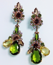 Женственные серьги от "Lilien Czech" с кристаллами оливкового, лимонного, медного цвета