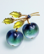 Винтажная брошь от Austria в форме ветви с вишнями бирюзового цвета