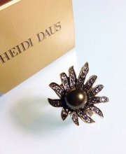 Кольцо от Heidi Daus с жемчужиной, размер 6 USA